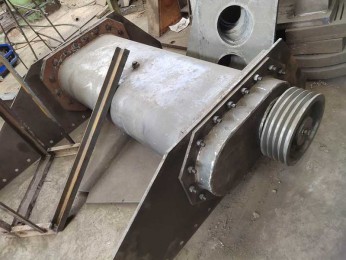 承德給料機激振器